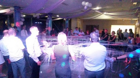 Jeux Mariage, Toile D'araignée